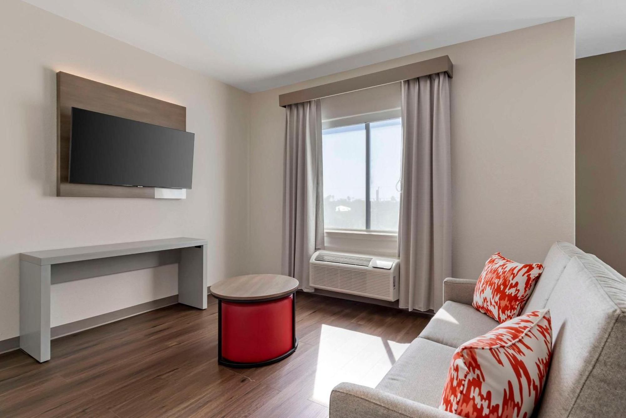 Comfort Suites 러레이도 외부 사진