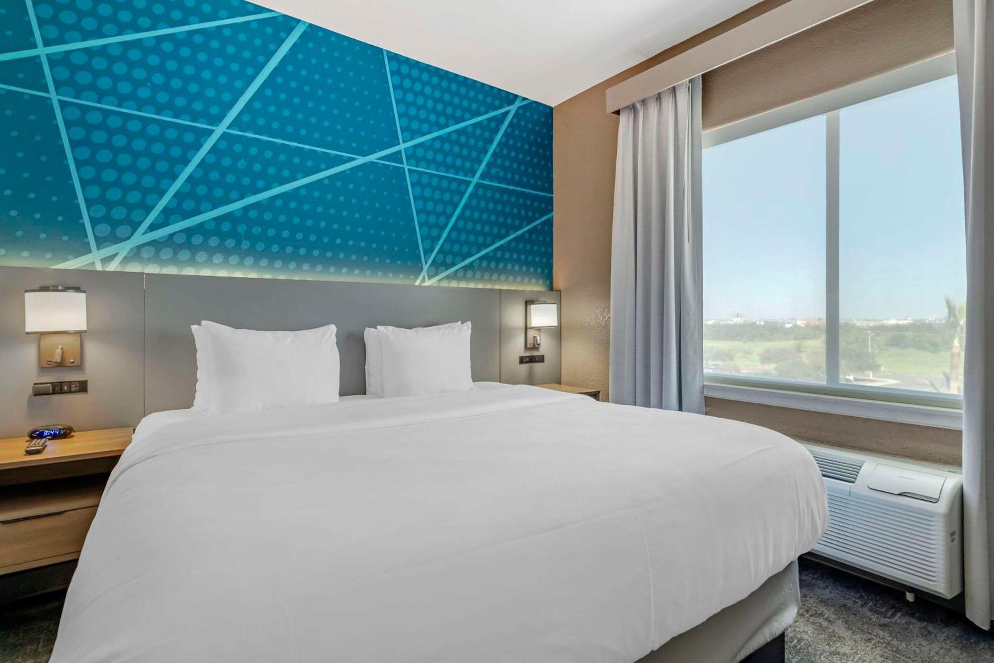Comfort Suites 러레이도 외부 사진